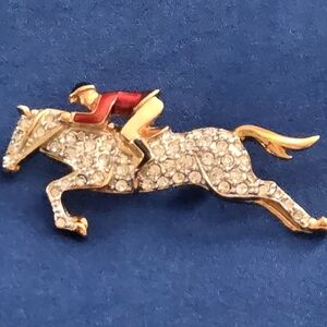 Carolee Brooch Horse And Jockey Pin